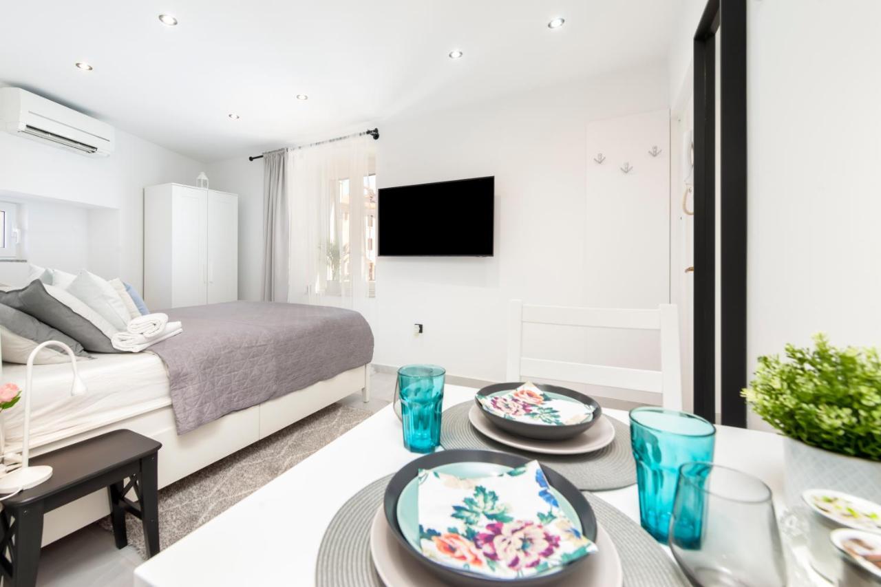 Stela Apartma *